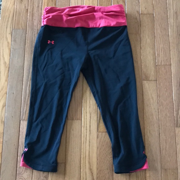 Under Armour Pants - Under Armour cropped leggings